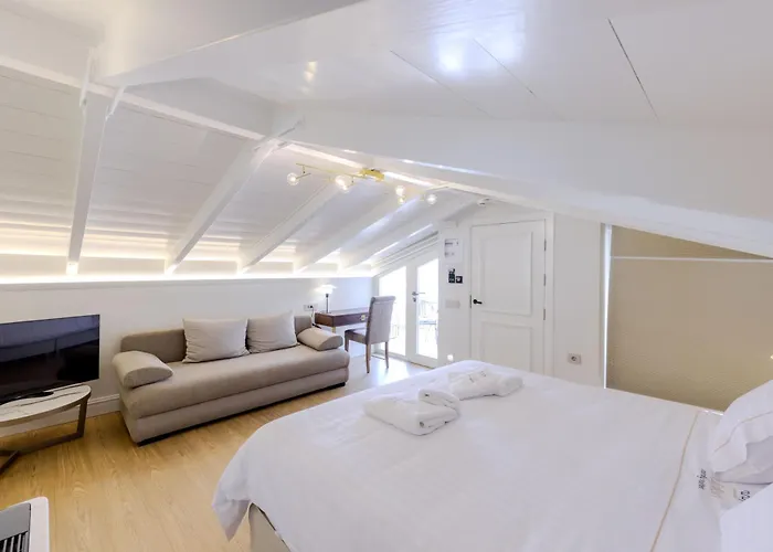 Hotell Comfy Nafplion