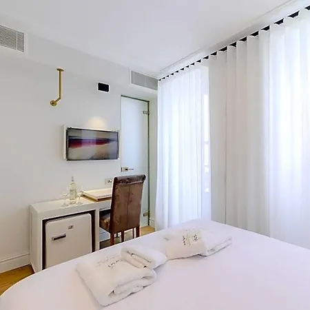 Comfy Hotel Nauplia