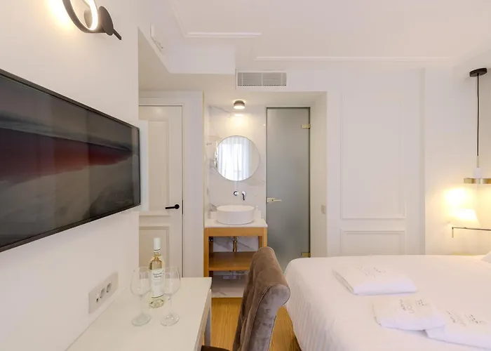 Hotel Comfy *